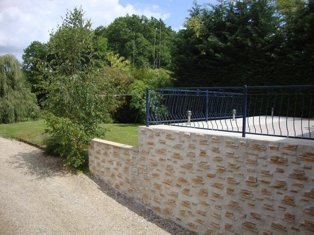 Le Refuge Des Anges Hotel Presles-et-Thierny Buitenkant foto